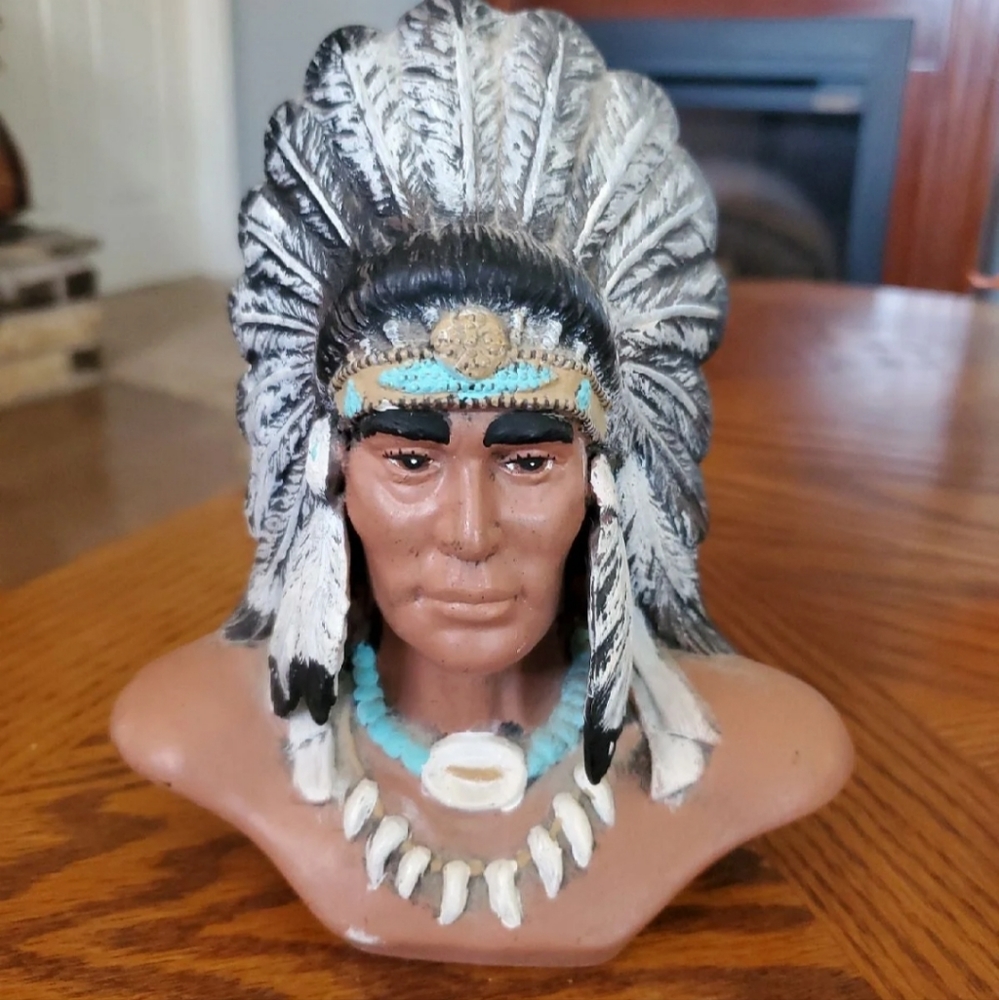 Indian chief statue Western decor